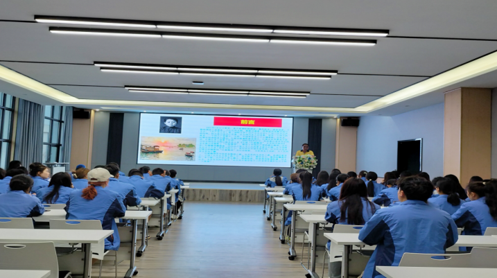 社會服務(wù)系舉辦“做新時代合格團員”團務(wù)知識培訓(xùn)