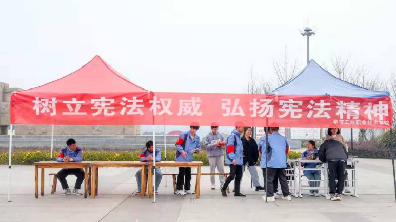 這些優(yōu)秀的育人案例，值得每一位輔導(dǎo)員（班主任）學(xué)習(xí)！