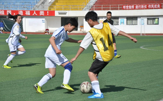 第二屆校園足球聯(lián)賽正式開賽！
